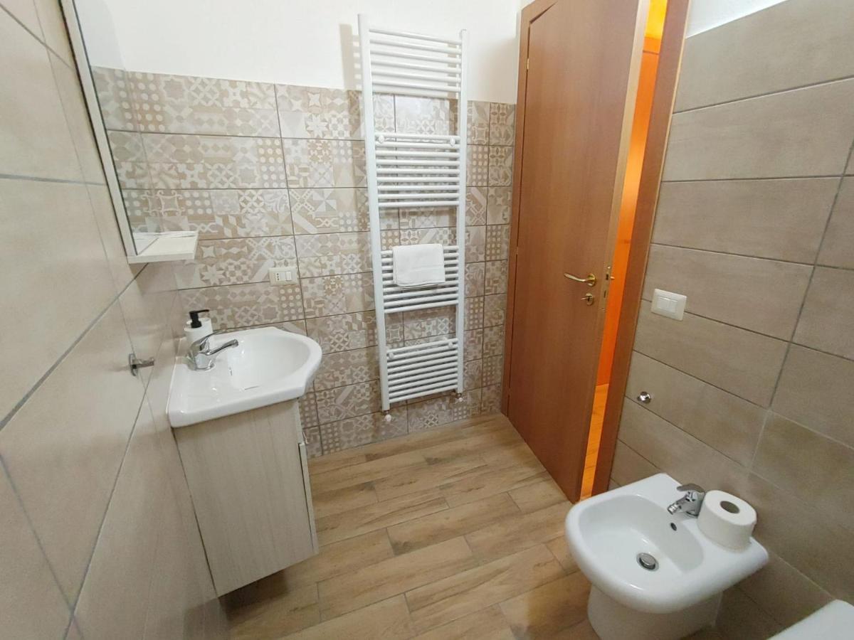 Borgo Sciugolo Bed and Breakfast Baselice Exteriör bild